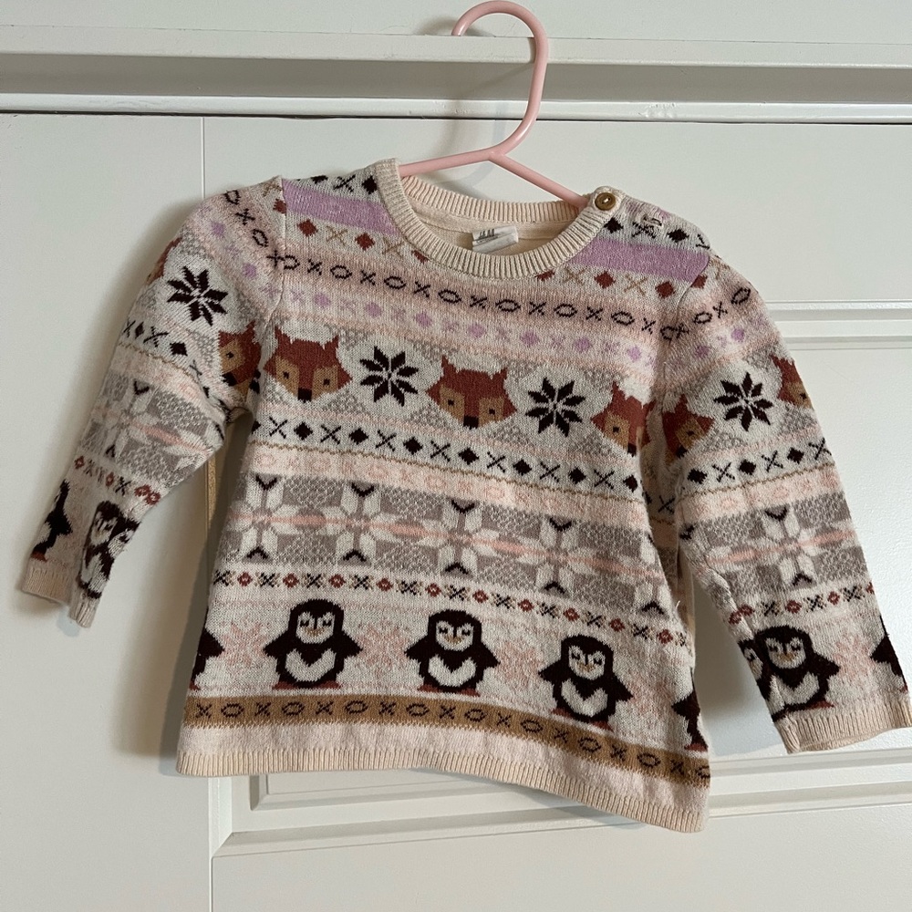 $8 ADD ON H&M sweater Toddler Girl Pink‎ and Gray Fox and Penguin 9M Fair Isle - Picture 3 of 5